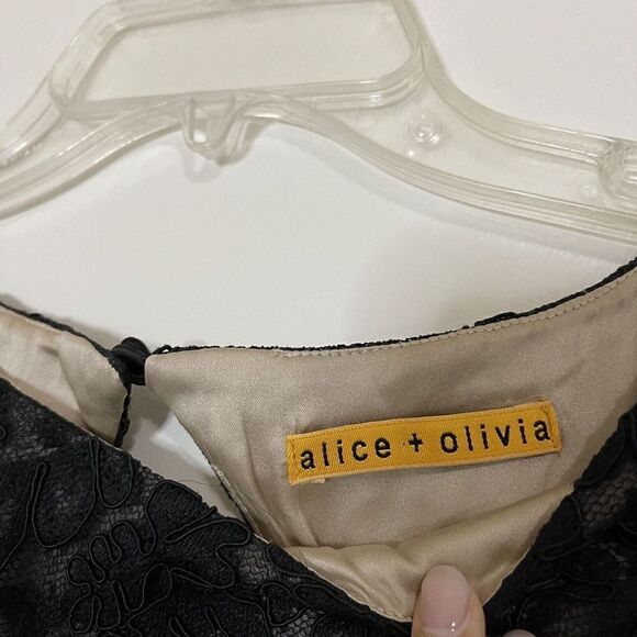 Alice + Olivia Josephine Black Silk Lace Peplum Cocktail Dress size 2 - Picture 2 of 7